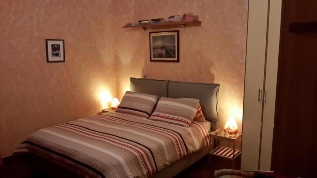 Mary Poppins'S House Bed & Breakfast Триест Стая снимка